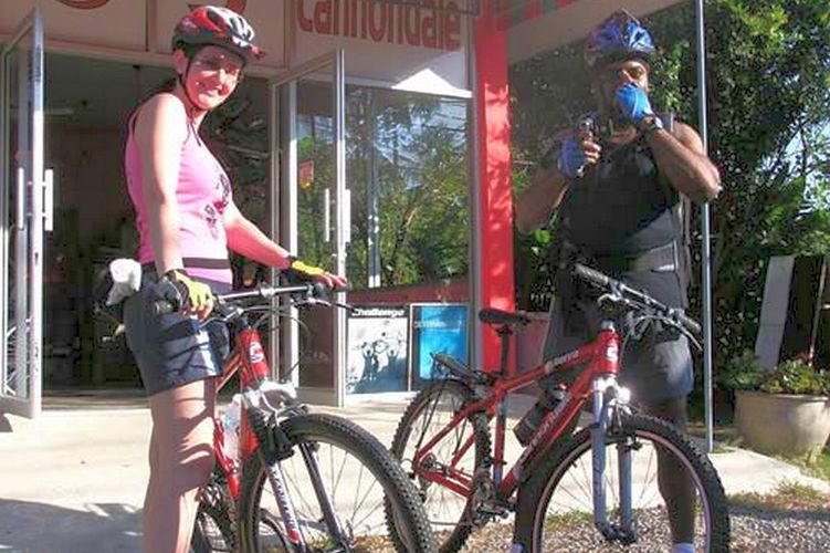This couple rented bicycles for a month so got pretty familiar with Koh Samui trails.