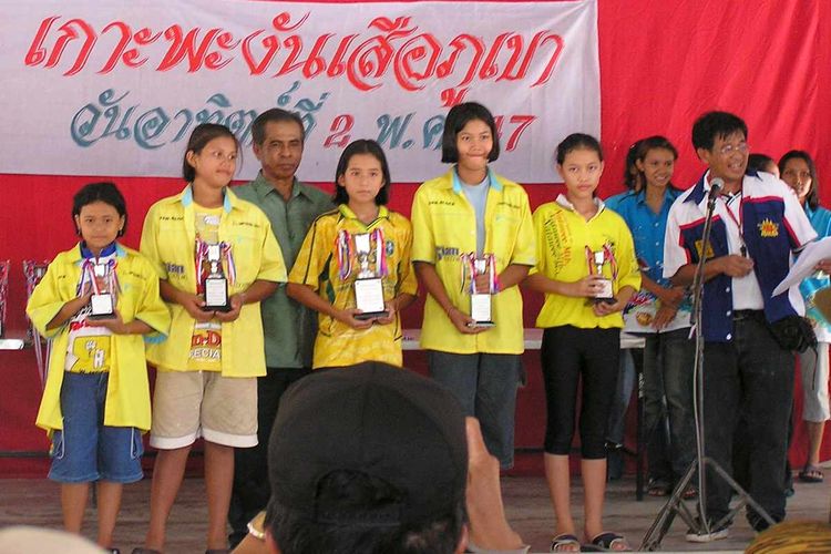 Youngest women riders at the Koh Pha Ngan Race.
